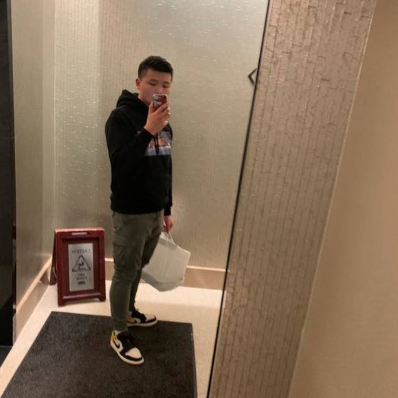 andyhuang8251